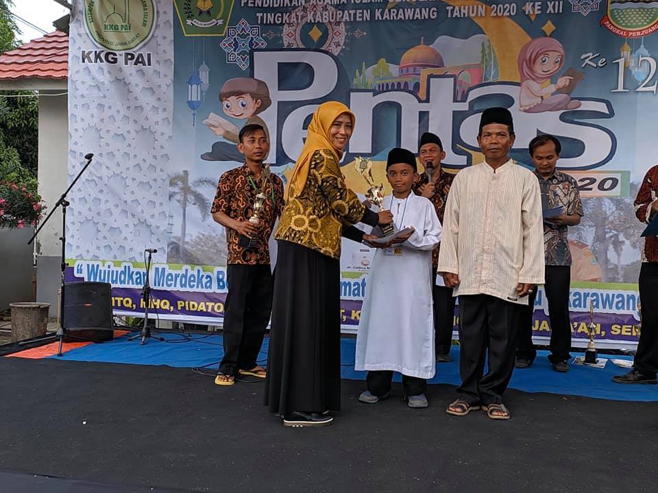 Juara 2 Lomba Musabaqah Hifdzhil Qur'an (MHQ) Tingkat Kabupaten Karawang